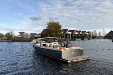 Venegy V30 Classic Cabin (Barkas)