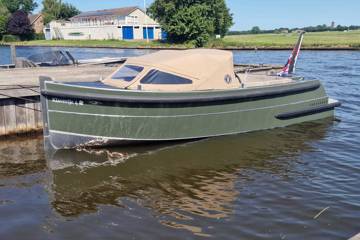 Van Vossen Tender 595